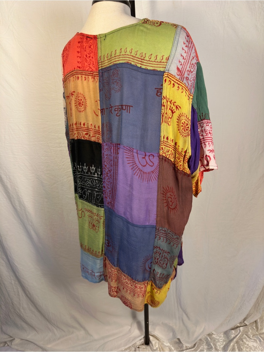 Patchwork Boho Henley Tunic in Multicolor - Picture 6 of 8
